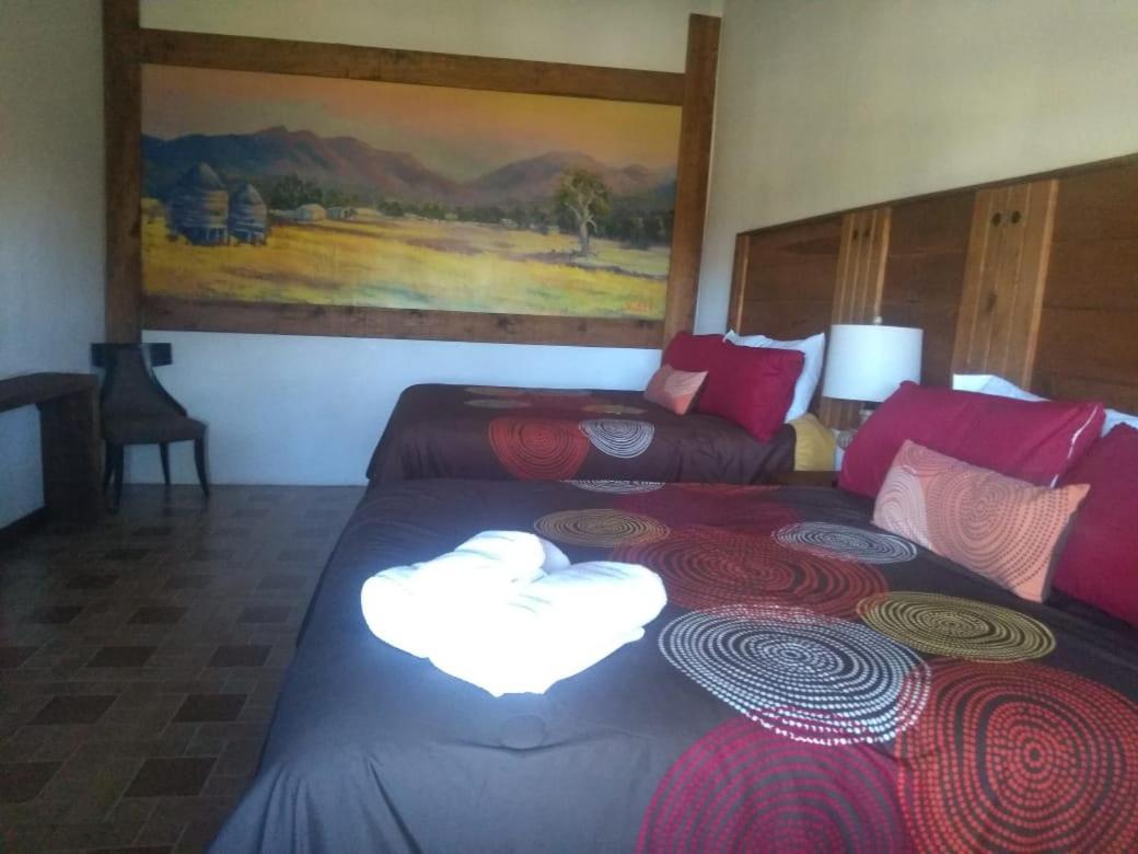 Hotel Hacienda Las Marias Meoqui Kültér fotó